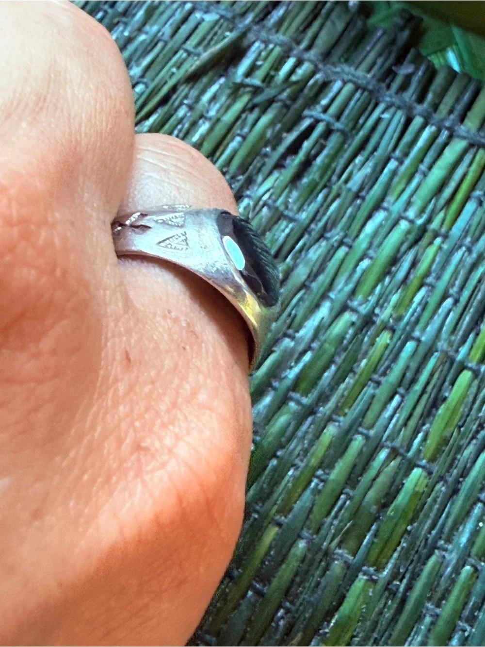 Vintage Sterling Silver Faceted Hematite Men's Southwestern Ring sz 8?